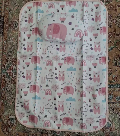 زیرانداز تعویض نوزاد مدل الفی صورتی