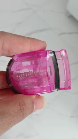 فرمژه مکس فکتور مدل TRAVEL