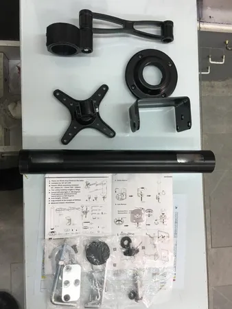 پایه نگهدارنده مانیتور مدل CY101