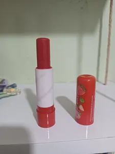 تجریه خرید بالم لب بیول مدل توت فرنگی