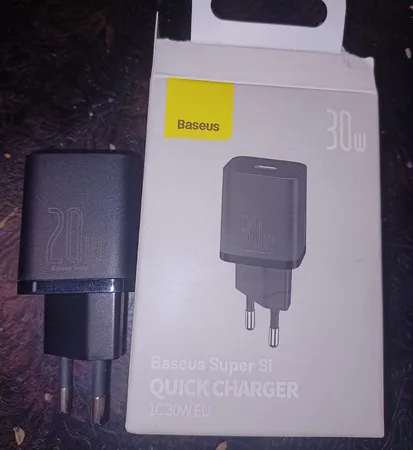 شارژر دیواری باسئوس مدل CCSUP-J01