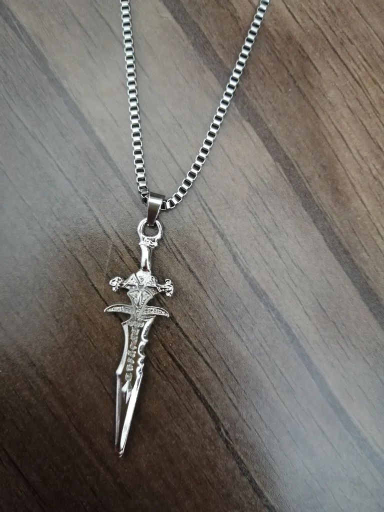 گردنبند مردانه رزالیا طرح خنجر مدل NM-SSC-35