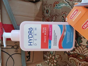 تجریه خرید ژل شست‌وشوی صورت هیدرودرم مدل Acne مناسب پوست‌های چرب حجم 350 میلی‌لیتر