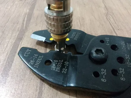 انبر پرس سر سیم اینکو مدل HWSP851 سایز 8.5 اینچ