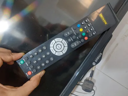 ریموت کنترل تلویزیون اسنوا مدل ak9873456