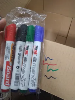 ماژیک وایت برد کد x-828 M بسته 4 عددی