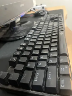 کیبورد گیمینگ ردراگون مدل K208، سوییچ مکانیکال آبی، Full-Size، نورپردازی RGB