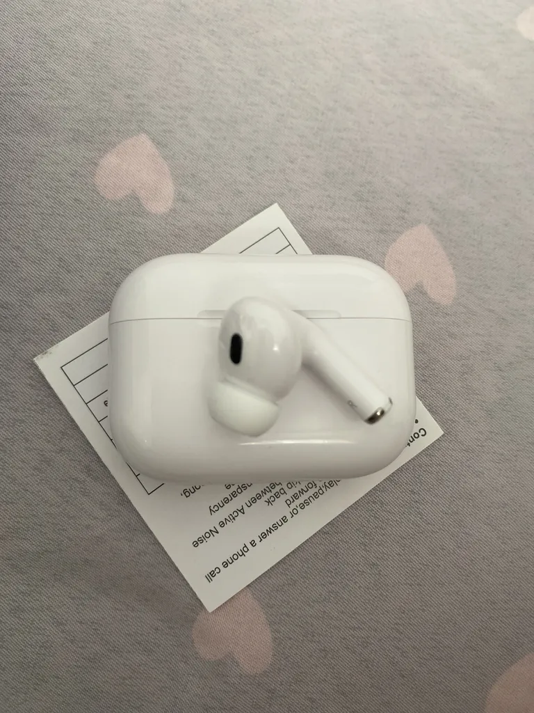 هندزفری بلوتوثی نیا مدل RS-300 ANC