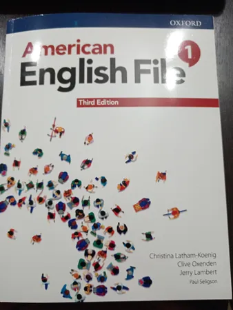 کتاب American English File 1 Third Edition اثر جمعی از نویسندگان انتشارات الوند پویان