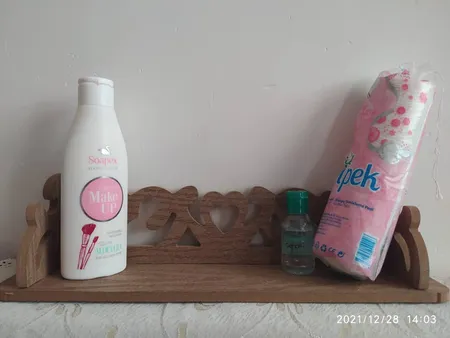 شلف دیواری طرح قلب مدل f.p کد 175