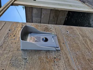 تجریه خرید محافظ و باران گیر پنل آیفون مدل چراغ دار