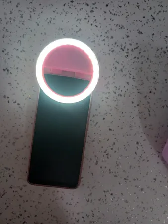 رینگ لایت مدل SG07 مناسب برای گوشی موبایل