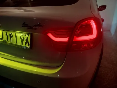 چراغ خطر عقب نورگستر مدل پلاس مناسب برای کوئیک بسته 2 عددی