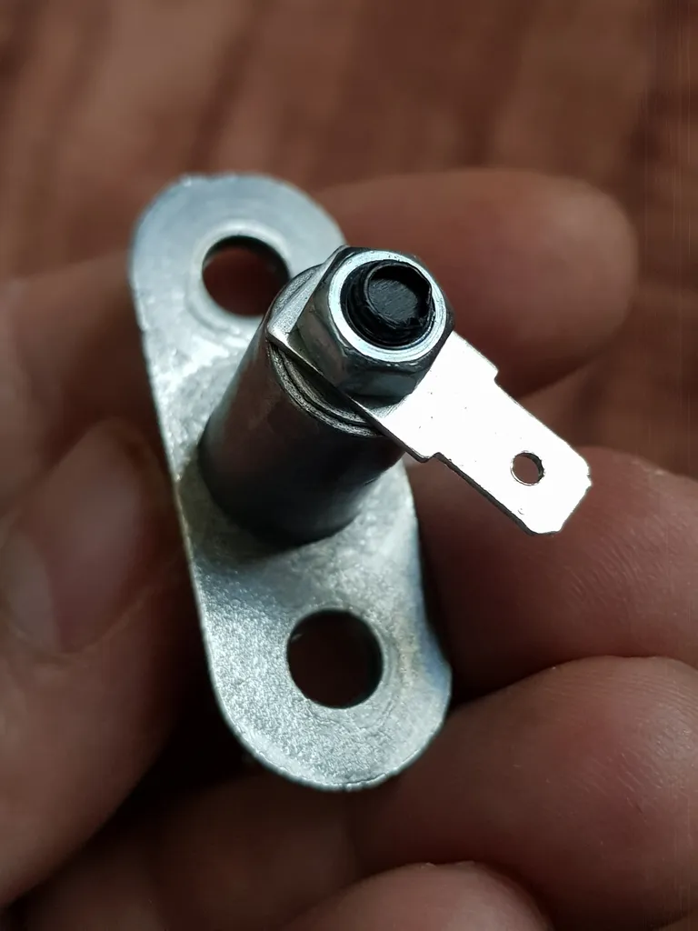 شاسی کلید لادری خودرو بیلگین مدل alumin-4 مناسب برای پراید بسته 4 عددی