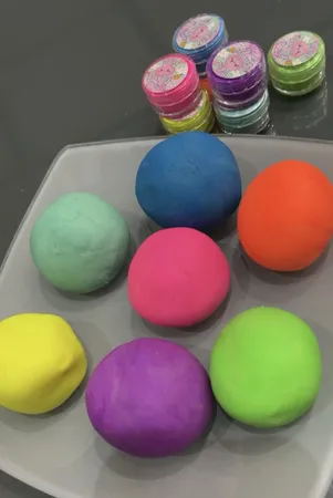 پودر رنگ اسلایم تپلی مدل Black Light بسته 6 عددی