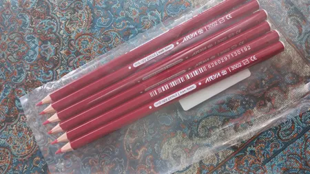 مداد قرمز آریا کد 3002 بسته 6 عددی