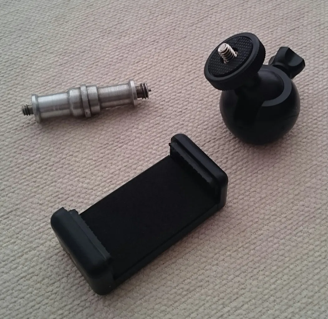 سه پایه نگهدارنده گوشی موبایل زومی مدل Pro Smartphone