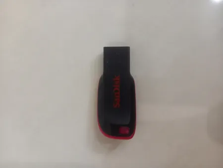 فلش مموری سن دیسک مدل Cruzer Blade CZ50 ظرفیت 32 گیگابایت با رابط USB 2.0