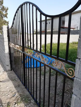 رنگ روغنی مشکی براق جمیل مدل GLASS کد 716 حجم 1 لیتری