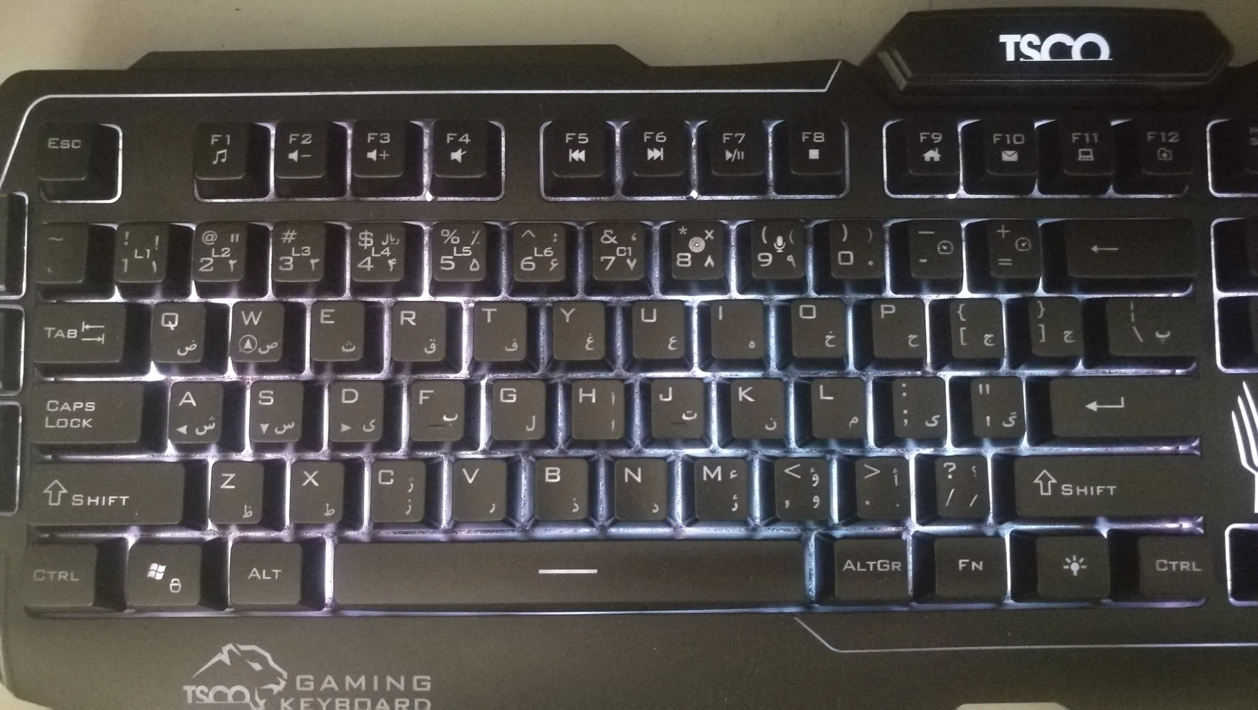 کیبورد گیمینگ تسکو مدل TK 8121، سوییچ ممبران، Full-Size، نورپردازی LED RGB