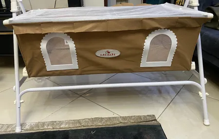 گهواره نوزاد شادی مدل کلاسیک