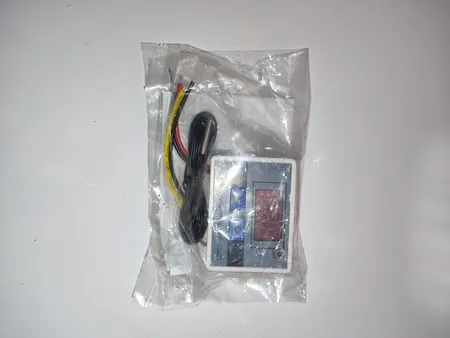 ترموستات دیجیتال کد 220V XH-W3001