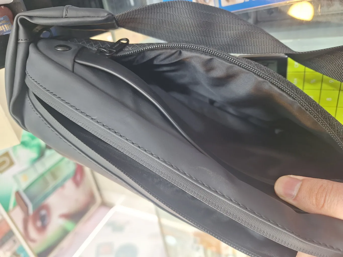 کیف کراس بادی مردانه بنج مدل 7229