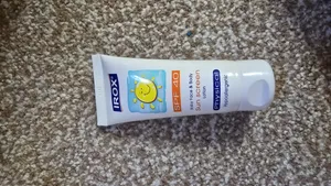 تجریه خرید لوسیون ضد آفتاب کودک ایروکس سری Physical مدل Face And Body حجم ۶۰ میلی لیتر