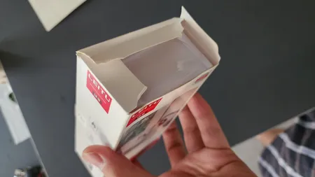 پایه نگهدارنده و شارژر بی سیم گوشی موبایل مدل SMART SENSOR R1