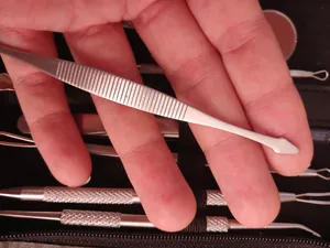 تجریه خرید مجموعه ابزار پاک‌سازی پوست کیو وای اچ مدل derm-3198 بسته 7 عددی