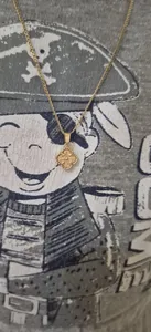 تجریه خرید آویز گردنبند طلا 18 عیار زنانه ناریا طرح ونکلیف