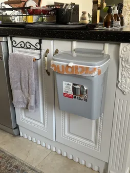 سطل زباله کابینتی زیبا مدل آویز