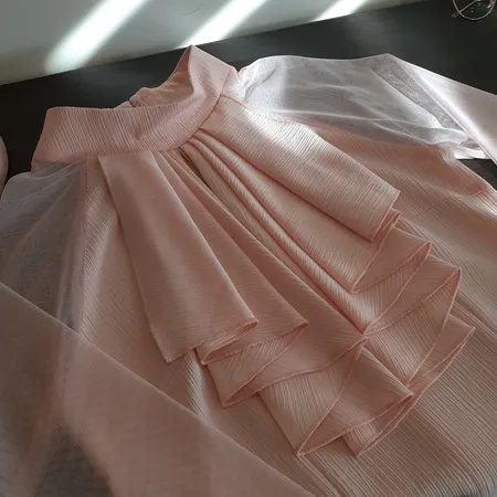 بلوز زنانه مدل SCARLET رنگ صورتی