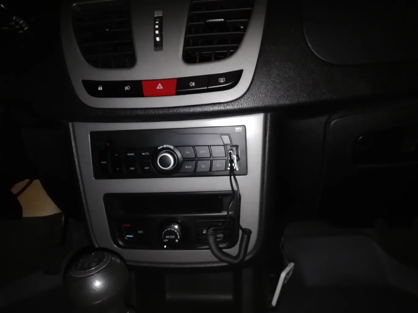 گیرنده بلوتوث موزیک بیسوس مدل BA01