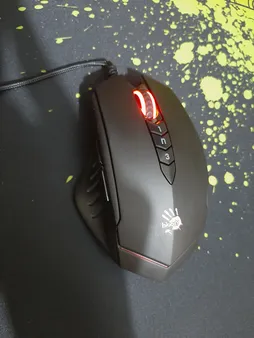 ماوس مخصوص بازی ایفورتک مدل V8M
