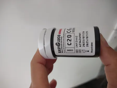 نوار دستگاه تست قند خون ایزی گلوکو مدل اتوکدینگ بسته 50 عددی