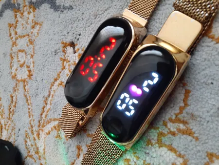 ساعت مچی دیجیتال مدل لمسی 172