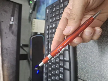 مداد نوکی اونر کد 115200 قطر نوشتاری 0.5 میلی متر