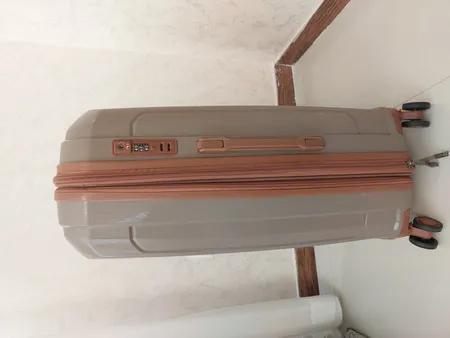 چمدان سونادا مدل C0561 سایز متوسط