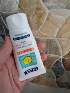 تجریه خرید لوسیون ضد آفتاب کودک ایروکس سری Physical مدل Face And Body حجم ۶۰ میلی لیتر