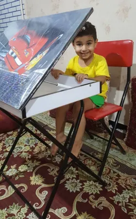 ست میز تحریر و صندلی طرح مک کویین