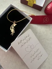 تجریه خرید آویز گردنبند طلا 18 عیار زنانه کرابو طرح حمید مدل Kr3993