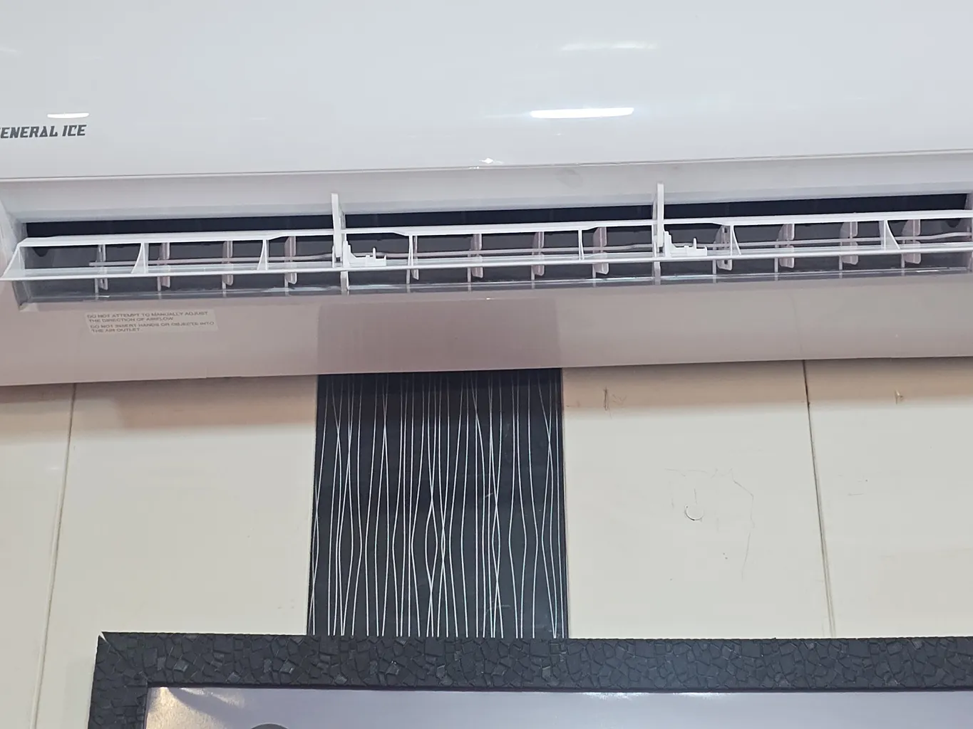 کولر گازی اسپلیت 24000 جنرال آیس مدل   تروپیکال GTSE-24HO3RALA