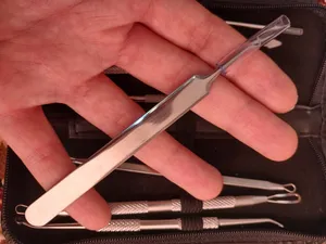 تجریه خرید مجموعه ابزار پاک‌سازی پوست کیو وای اچ مدل derm-3198 بسته 7 عددی