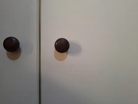 دستگیره کمد مدل M86 تک پیچ بسته 9 عددی