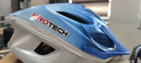 کلاه ایمنی دوچرخه مدل چراغ دار PROTECH