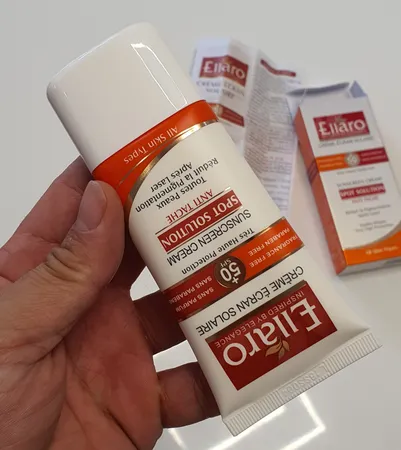 کرم ضد آفتاب و ضد لک بدون رنگ الارو SPF50 مدل Spot Solution محافظ UVA ،UVB، مناسب انواع پوست تحت لیسانس حجم 40 میلی‌لیتر