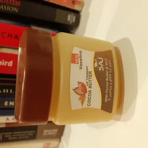 تجریه خرید وازلین لب ساج مدل کره کاکائو