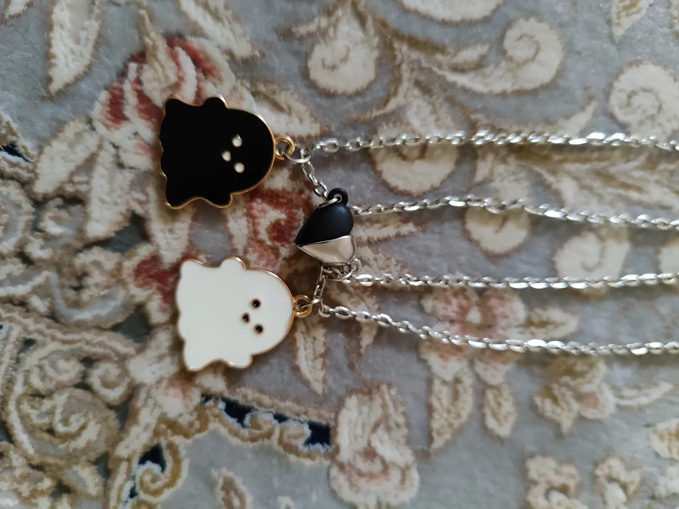 گردنبند مدل روح آهنربایی بسته 2 عددی