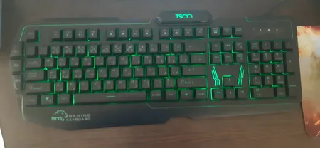 کیبورد گیمینگ تسکو مدل TK 8121، سوییچ ممبران، Full-Size، نورپردازی LED RGB
